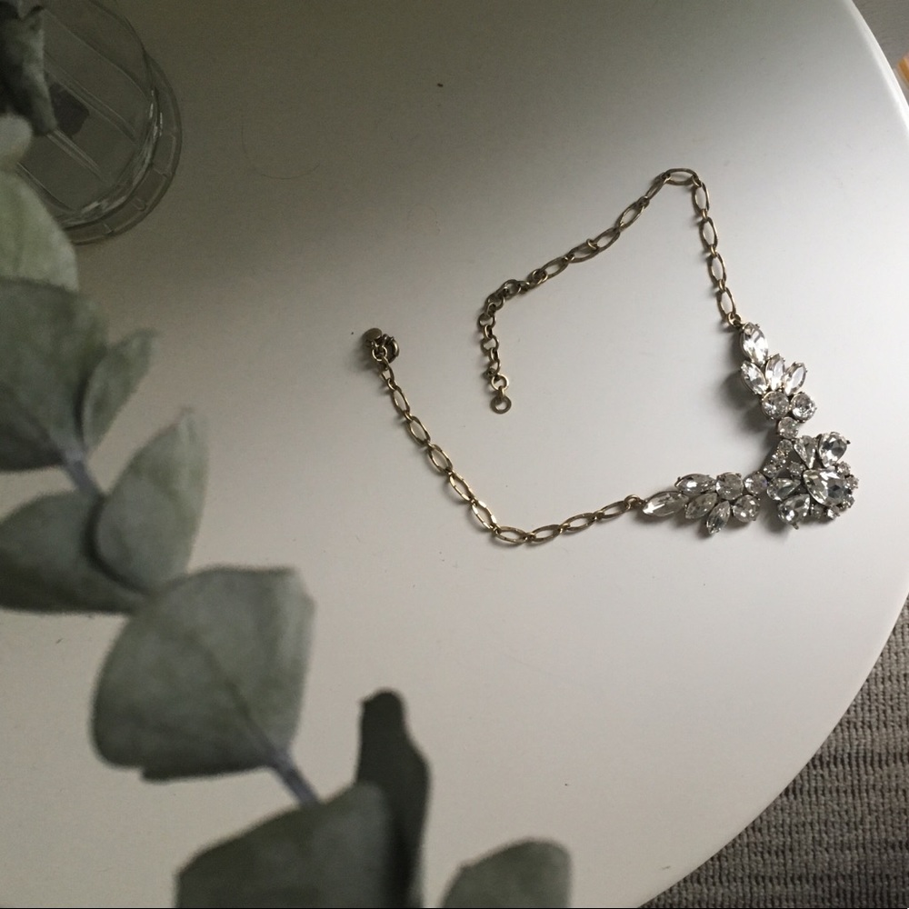 j.crew statement necklace 💎